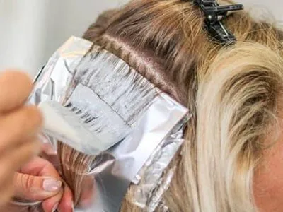 Highlights-Frizzys-Hairsalon Highlights-Frizzys-Hairsalon